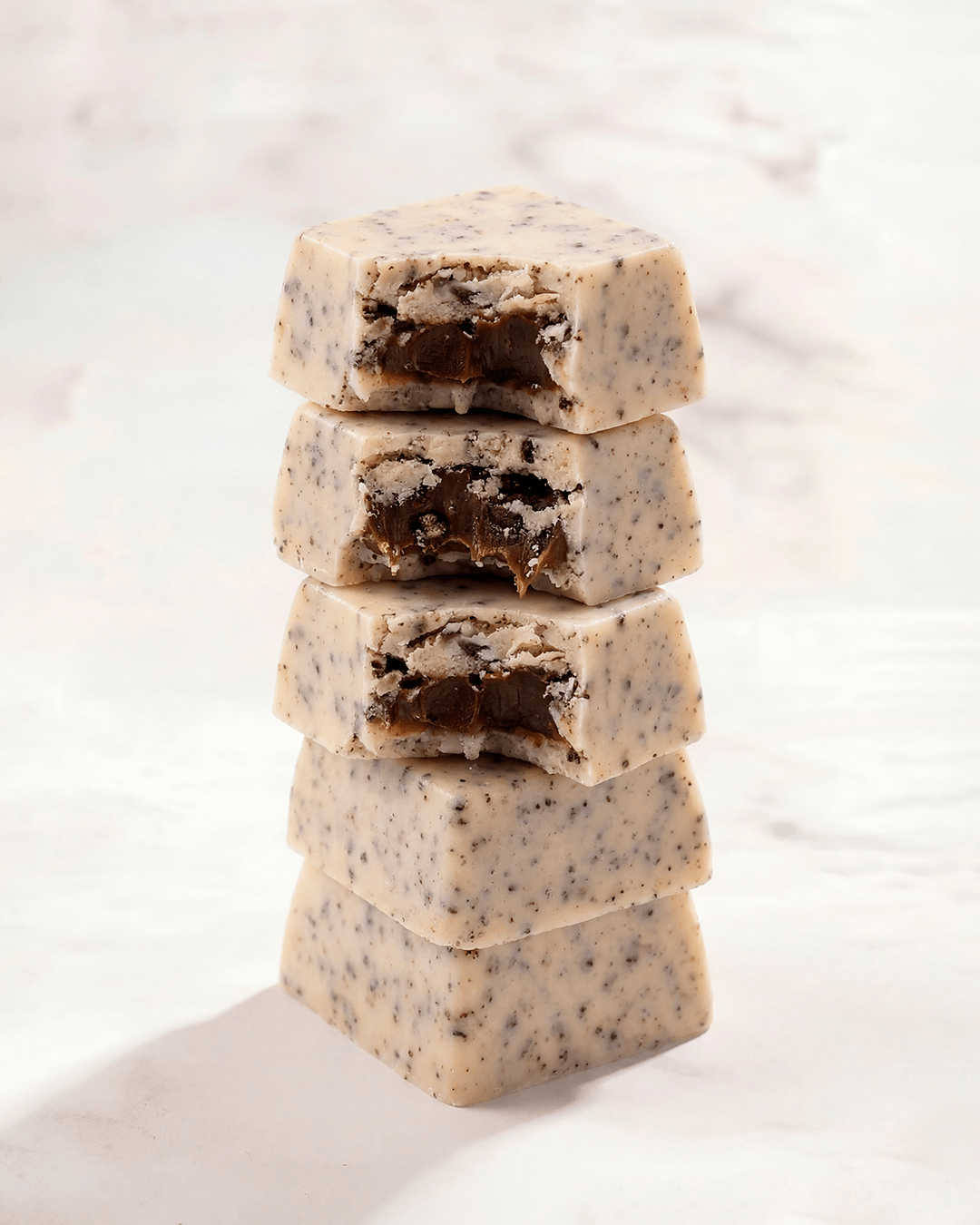 Moon Choco Squares - Cookies & Cream com Avelã - Imagem 2